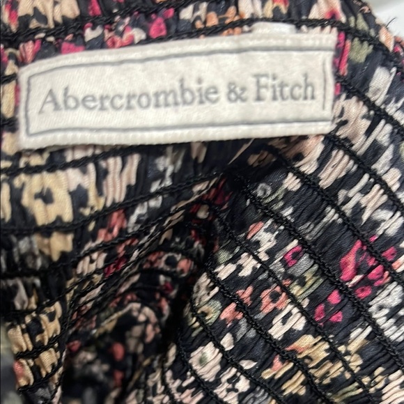 NWOT Abercrombie and Fitch Floral Ruffle V-Neck Dress - Picture 5 of 5